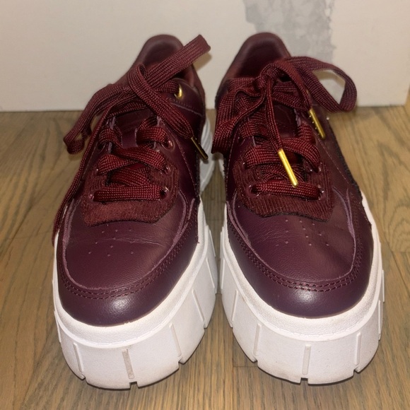 Puma Burgundy Red Mayze Stack Edgy Cord Platform Sneakers women’s size 8 - Picture 2 of 13